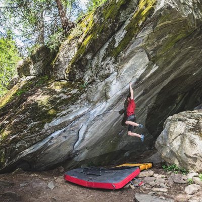 It doesn´t matter whether you devoted your climbing career to bouldering, lead climbing or multipitches. In Maltatal you can find it all. Local rock overflows with perfect crimps of all shapes and sizes. Read an introduction from Anźe Peharc who knows and loves the place.

#ocun #bouldering #engineeredforclimbing #engineeredforclimbing #thinkvertical #climbingbrand #climbingequipment #crashpad #climbingshoes #anze